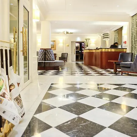 De Seze & Centre Отель 4*